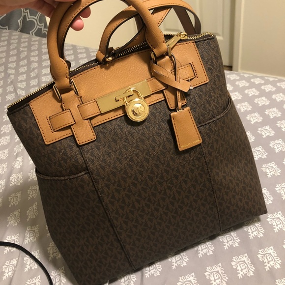 Michael Kors Handbag/Backpack - Picture 1 of 2